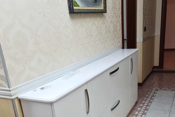 Shtepi me qera Apartament ne Tirane, 3+1, Mobilimi E mobiluar, Pagesa 75,000  Leke.