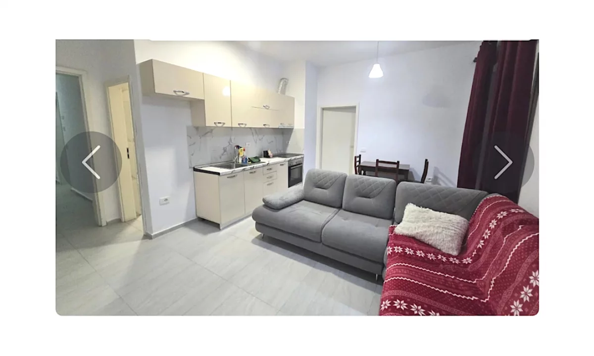 Shtepi me qera Apartament ne Tirane, Garsoniere, Mobilimi E mobiluar, Pagesa 30,000  Leke.
