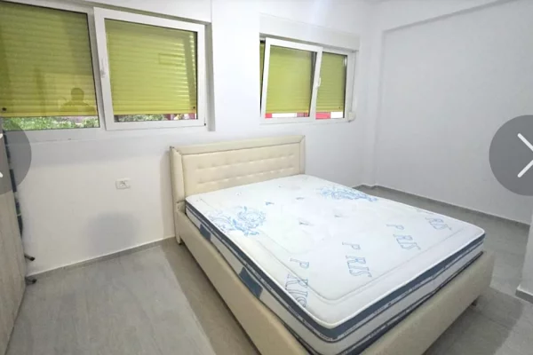 Shtepi me qera Apartament ne Tirane, Garsoniere, Mobilimi E mobiluar, Pagesa 30,000  Leke.