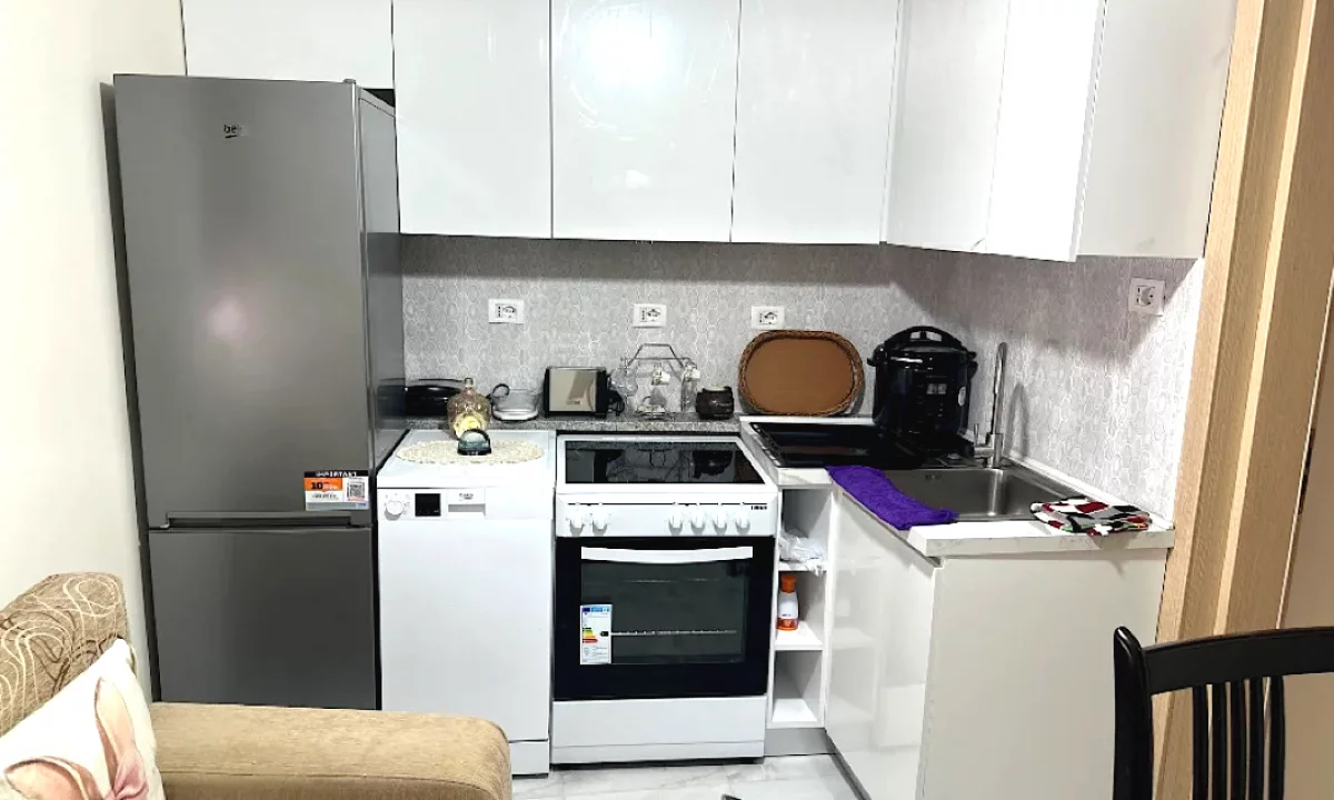 Shtepi me qera Apartament ne Tirane, 2+1, Mobilimi E mobiluar, Pagesa 400  Euro.