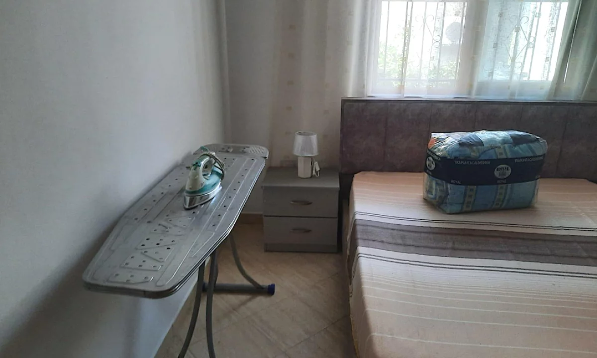 Shtepi me qera Apartament ne Tirane, 2+1, Mobilimi E mobiluar, Pagesa 70,000  Leke.