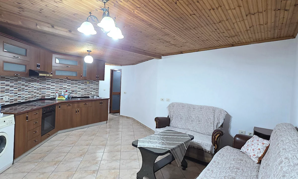Shtepi me qera Apartament ne Tirane, 1+1, Mobilimi E mobiluar, Pagesa 400  Euro.