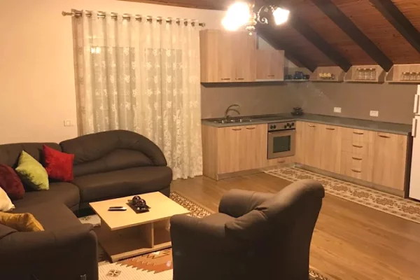 Shtepi me qera 3+1 ne Tirane - 600 Euro