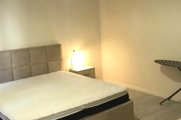 Shtepi me qera 1+1 ne Tirane - 40,000 Leke