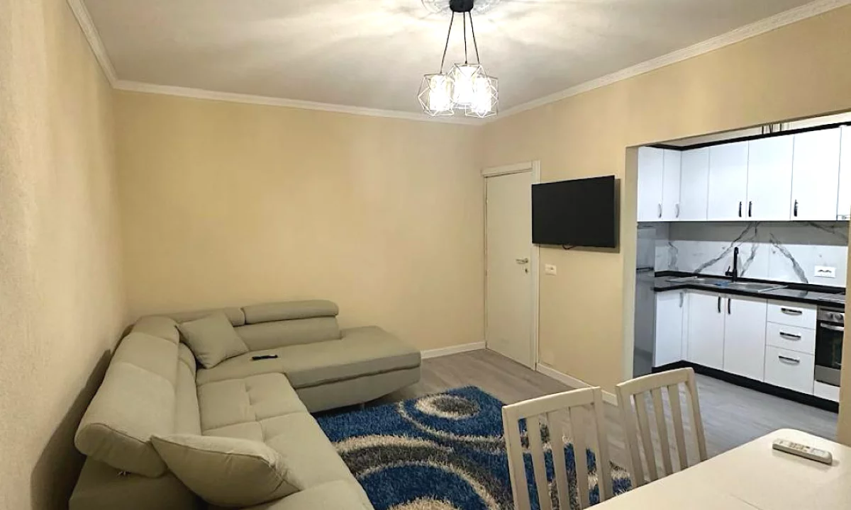 Shtepi me qera Apartament ne Tirane, 1+1, Mobilimi E mobiluar, Pagesa 45,000  Leke.