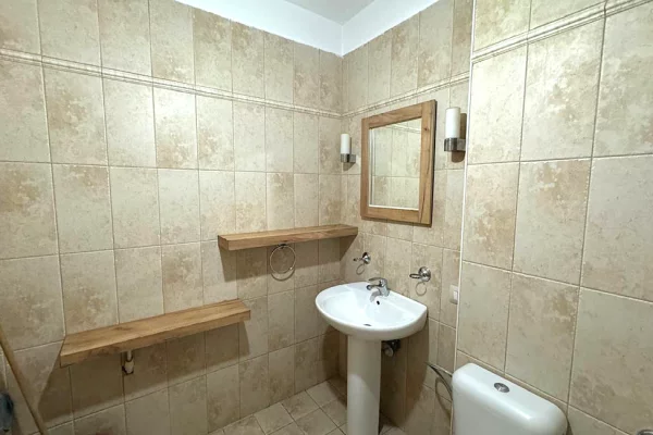 Shtepi me qera Apartament ne Tirane, 1+1, Mobilimi E mobiluar, Pagesa 600  Euro.
