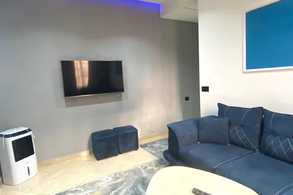 Shtepi me qera 2+1 ne Tirane - 430 Euro