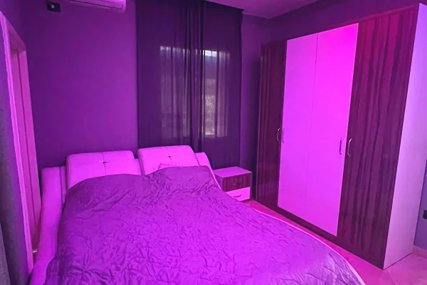 Shtepi me qera Shtepi Private ne Tirane, 2+1, Mobilimi E mobiluar, Pagesa 430  Euro.
