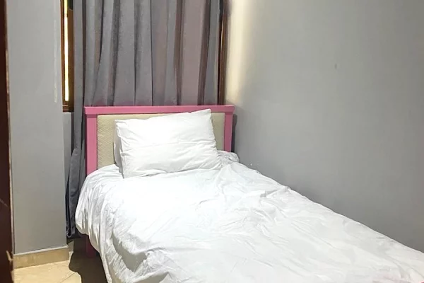Shtepi me qera Shtepi Private ne Tirane, 2+1, Mobilimi E mobiluar, Pagesa 430  Euro.