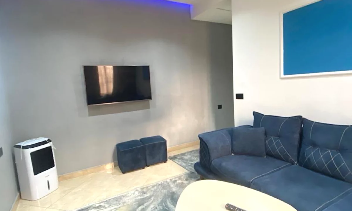 Shtepi me qera Shtepi Private ne Tirane, 2+1, Mobilimi E mobiluar, Pagesa 430  Euro.