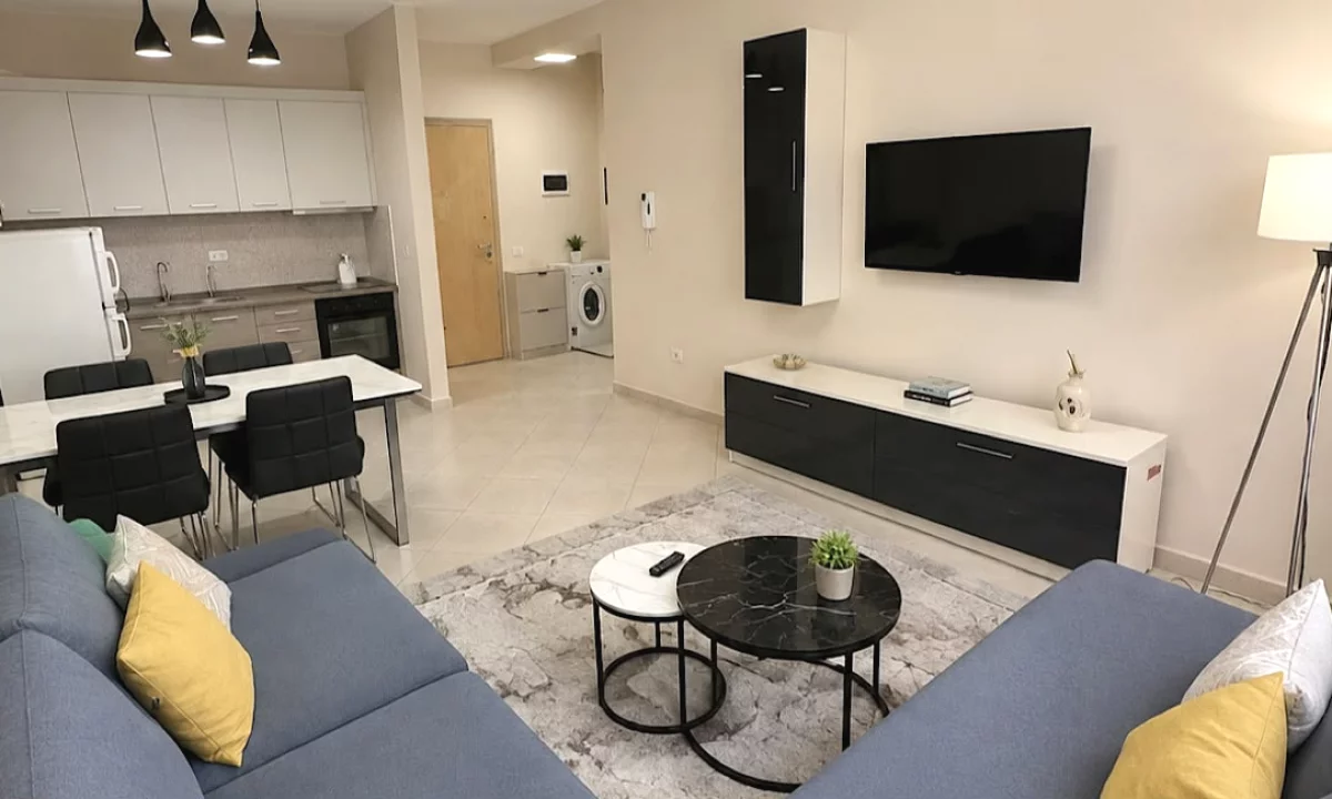 Shtepi me qera Apartament ne Tirane, 1+1, Mobilimi E mobiluar, Pagesa 50,000  Leke.
