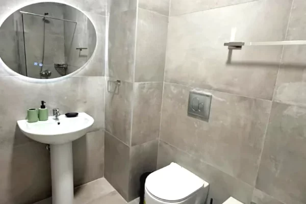 Shtepi me qera Apartament ne Tirane, 1+1, Mobilimi E mobiluar, Pagesa 55,000  Leke.