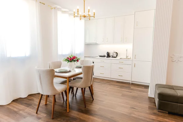 Shtepi me qera Apartament ne Tirane, 1+1, Mobilimi E mobiluar, Pagesa 60,000  Leke.