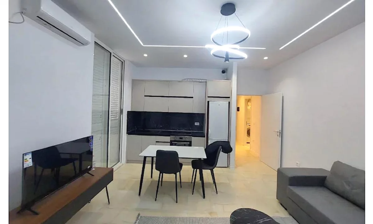 Shtepi me qera Apartament ne Tirane, 1+1, Mobilimi E mobiluar, Pagesa 55,000  Leke.
