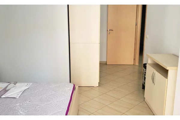 Shtepi me qera Apartament ne Tirane, 1+1, Mobilimi E mobiluar, Pagesa 45,000  Leke.