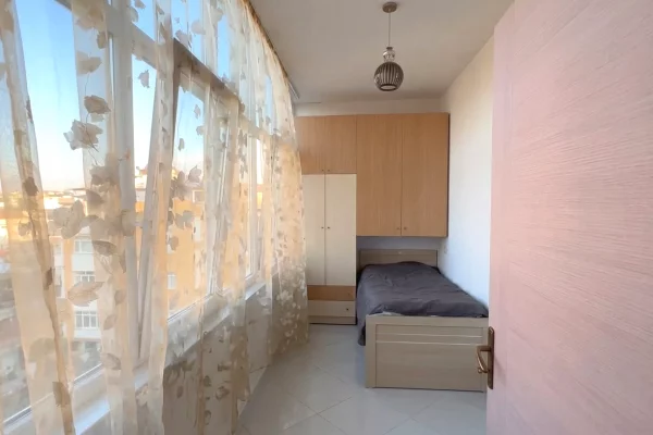 Shtepi me qera Apartament ne Tirane, 1+1, Mobilimi E mobiluar, Pagesa 60,000  Leke.