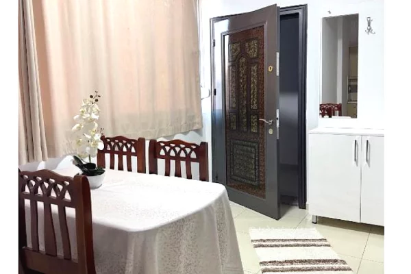 Shtepi me qera Apartament ne Tirane, 2+1, Mobilimi E mobiluar, Pagesa 700  Euro.