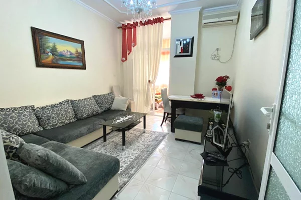 Apartament 2+1 me Qera Ish Stacioni fundit i Tiranes se Re (ID R20118) Tirane