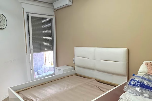 Shtepi me qera Apartament ne Tirane, 1+1, Mobilimi E mobiluar, Pagesa 60,000  Leke.