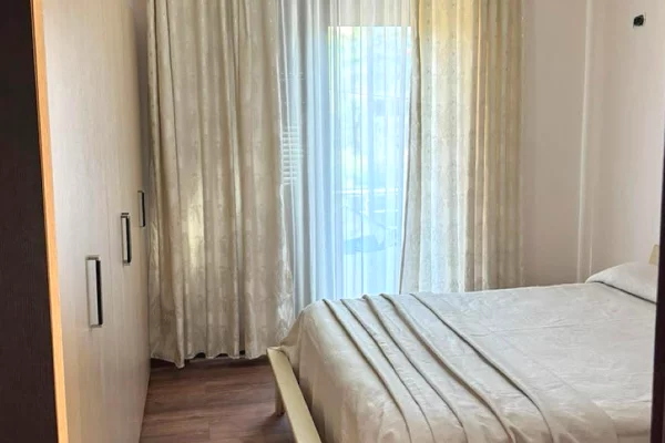 Shtepi me qera 1+1 ne Tirane - 55,000 Leke