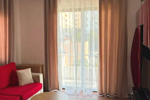 Shtepi me qera Apartament ne Tirane, 1+1, Mobilimi E mobiluar, Pagesa 55,000  Leke.