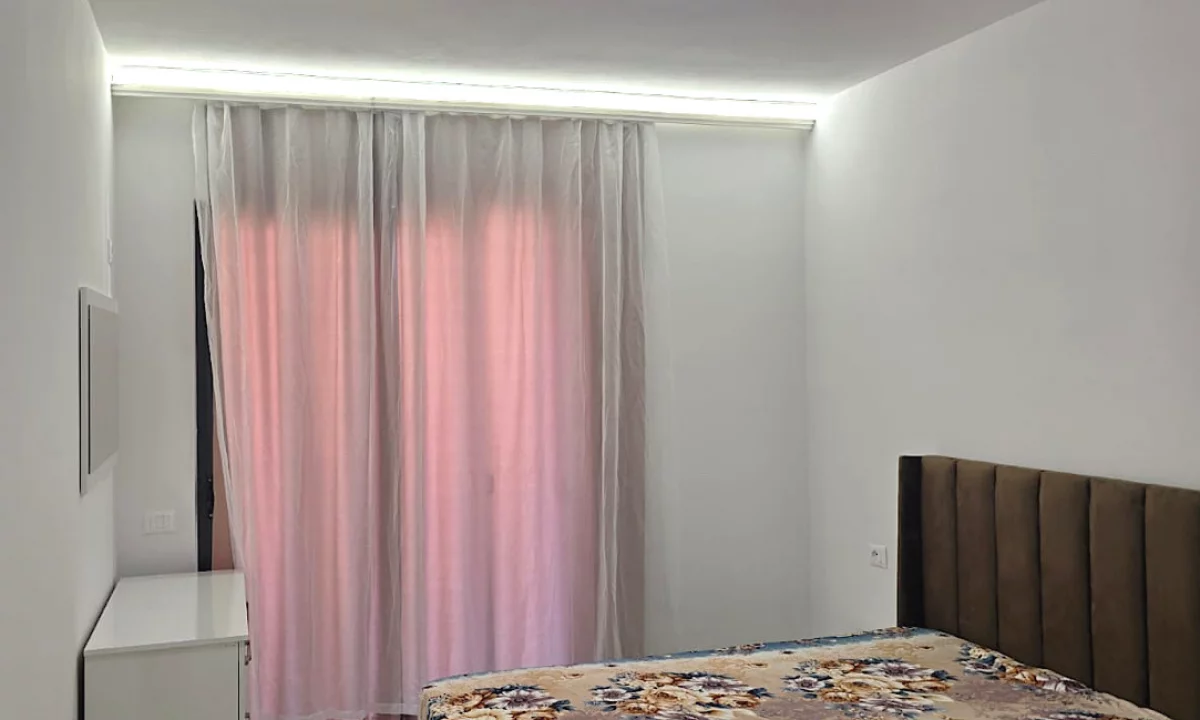 Shtepi me qera Apartament ne Tirane, 1+1, Mobilimi E mobiluar, Pagesa 50,000  Leke.