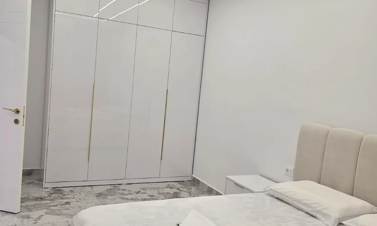 Shtepi me qera Apartament ne Tirane, 1+1, Mobilimi E mobiluar, Pagesa 55,000  Leke.