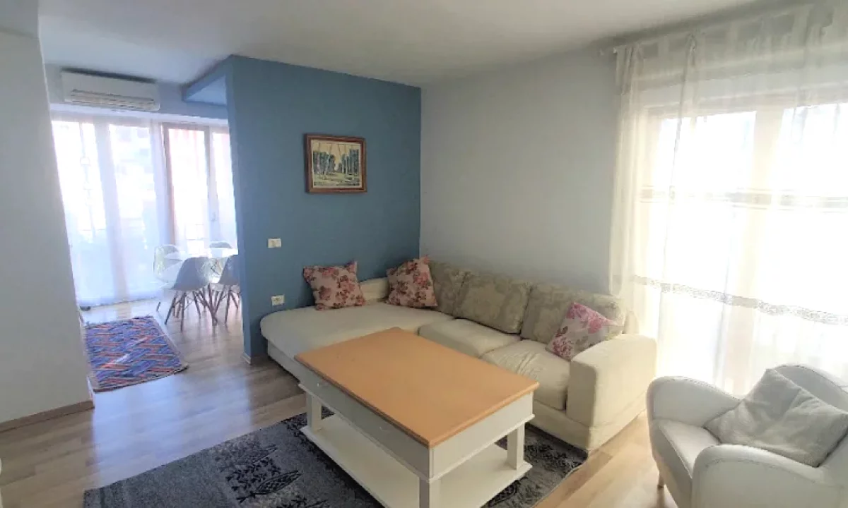 Shtepi me qera Apartament ne Tirane, 1+1, Mobilimi E mobiluar, Pagesa 55,000  Leke.