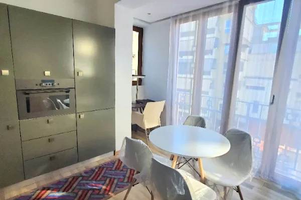 Shtepi me qera Apartament ne Tirane, 1+1, Mobilimi E mobiluar, Pagesa 55,000  Leke.