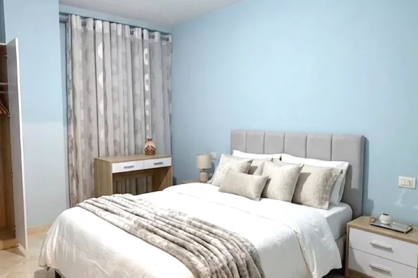 Shtepi me qera 2+1 ne Tirane - 49,000 Leke