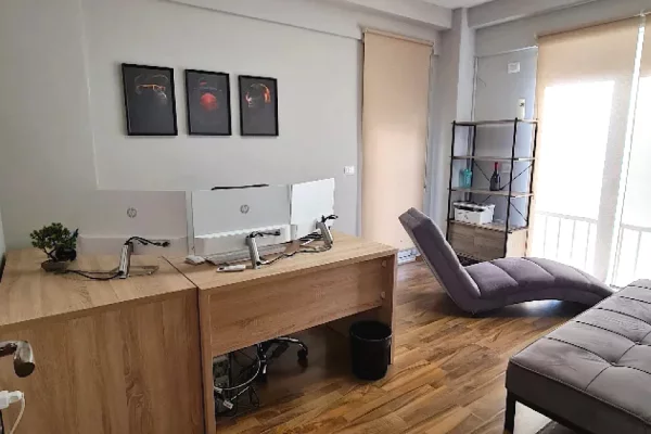 Ambient biznesi me qera 3+1 ne Tirane - 170,000 Leke