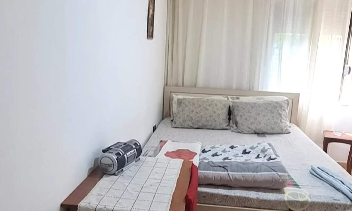 Shtepi me qera Apartament ne Tirane, 1+1, Mobilimi E mobiluar, Pagesa 55,000  Leke.
