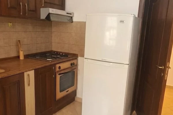 Shtepi me qera Apartament ne Tirane, 1+1, Mobilimi E mobiluar, Pagesa 55,000  Leke.
