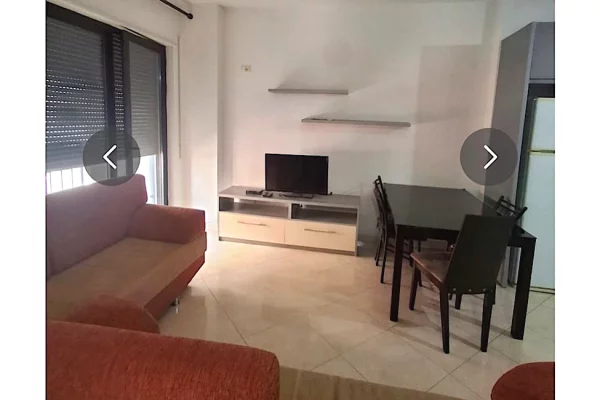 Shtepi me qera Apartament ne Tirane, 2+1, Mobilimi E mobiluar, Pagesa 500  Euro.