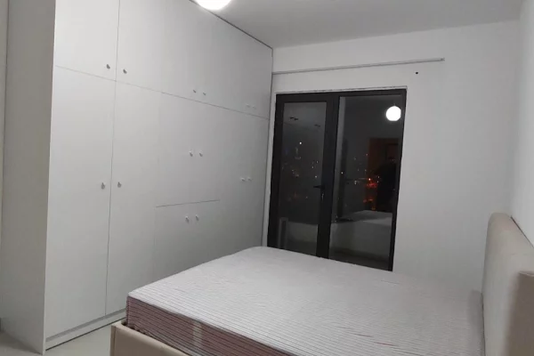 Shtepi me qera Apartament ne Tirane, 1+1, Mobilimi E mobiluar, Pagesa 50,000  Leke.