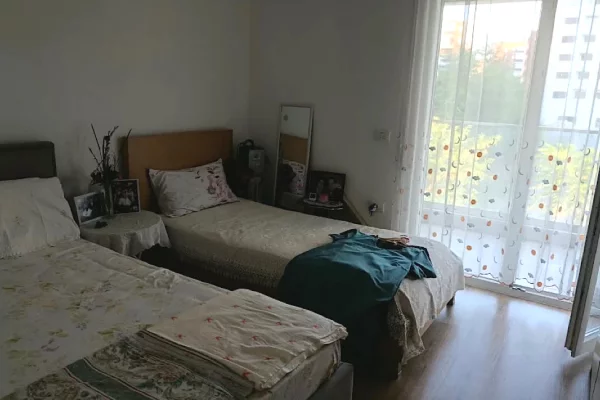 Shtepi me qera Apartament ne Tirane, 1+1, Mobilimi E mobiluar, Pagesa 55,000  Leke.