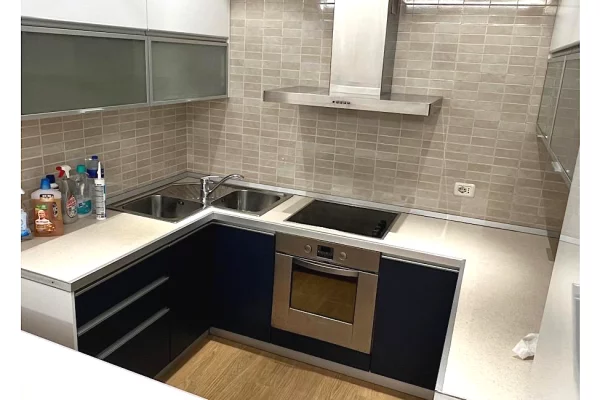 Shtepi me qera Apartament ne Tirane, 1+1, Mobilimi E mobiluar, Pagesa 60,000  Leke.