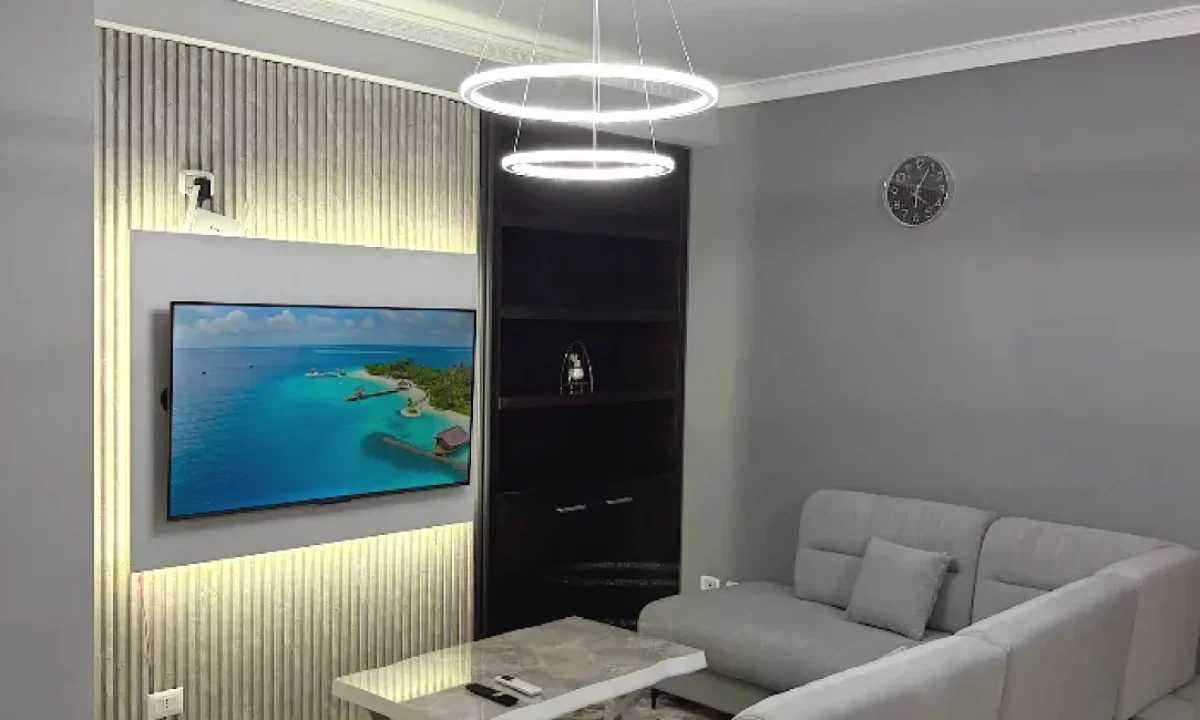 Shtepi me qera Apartament ne Tirane, 2+1, Mobilimi E mobiluar, Pagesa 750  Euro.