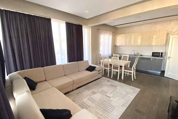 Shtepi me qera Shtepi Private ne Tirane, 2+1, Mobilimi E mobiluar, Pagesa 65,000  Leke.