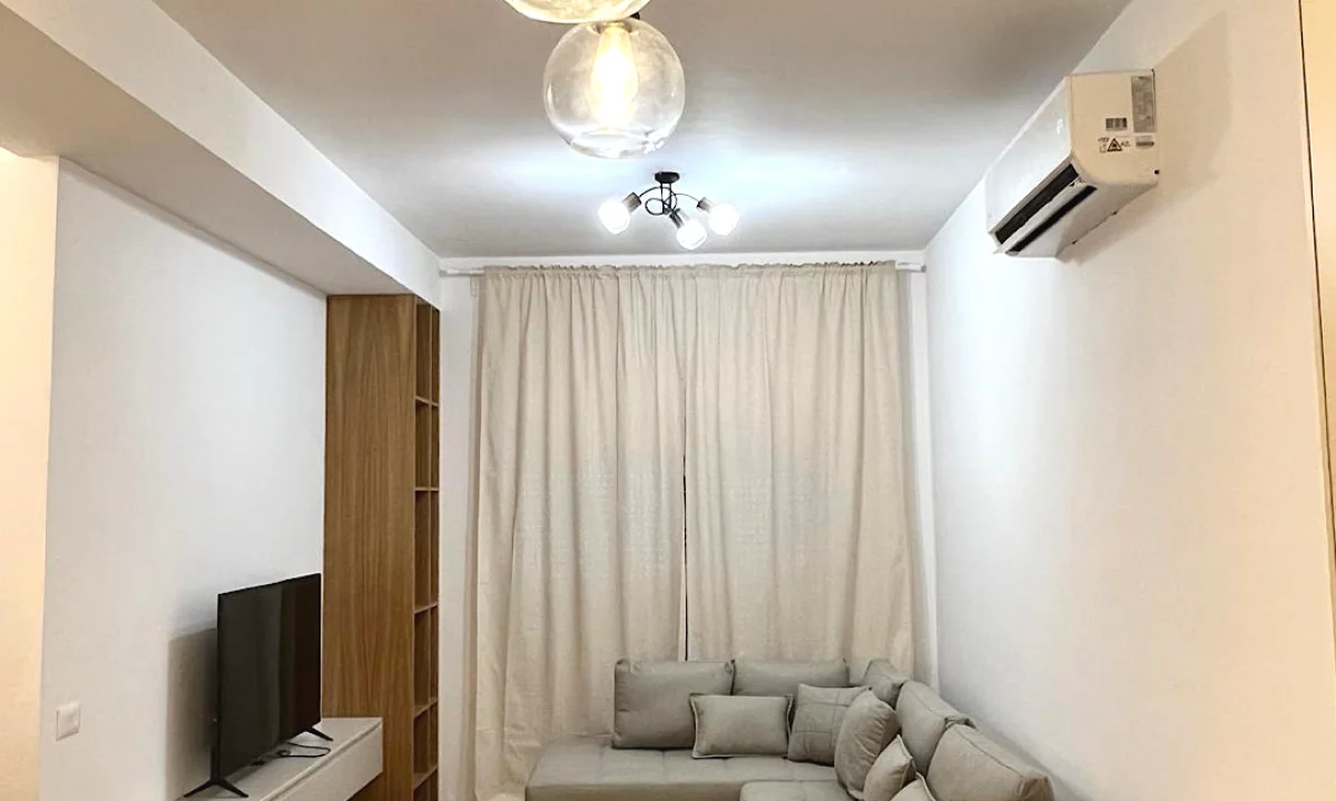 Shtepi me qera Apartament ne Tirane, 2+1, Mobilimi E mobiluar, Pagesa 50,000  Leke.