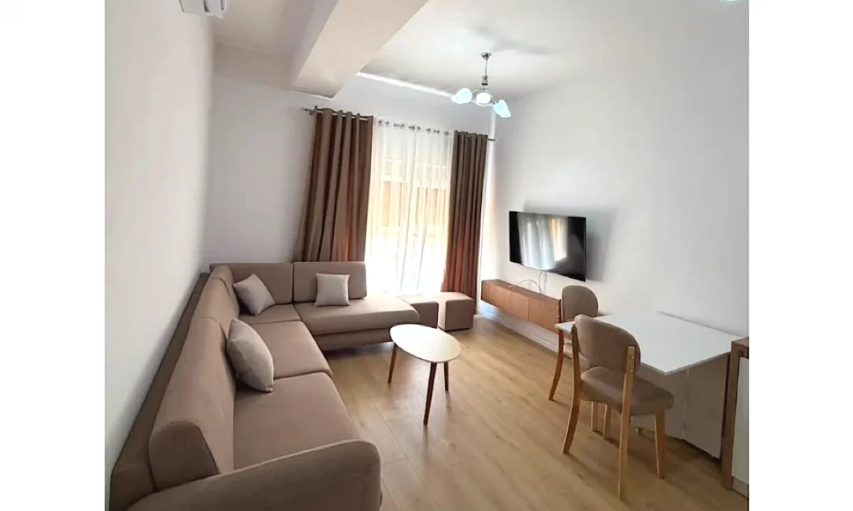Shtepi me qera Apartament ne Tirane, 1+1, Mobilimi E mobiluar, Pagesa 45,000  Leke.