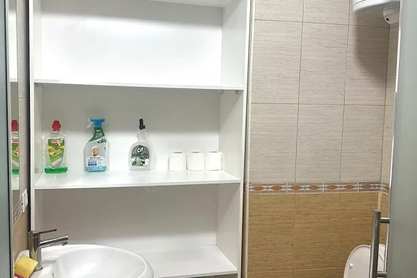 Shtepi me qera Apartament ne Tirane, 2+1, Mobilimi E mobiluar, Pagesa 70,000  Leke.