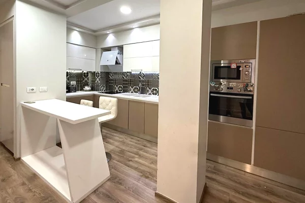 Shtepi me qera Apartament ne Tirane, 2+1, Mobilimi E mobiluar, Pagesa 750  Euro.