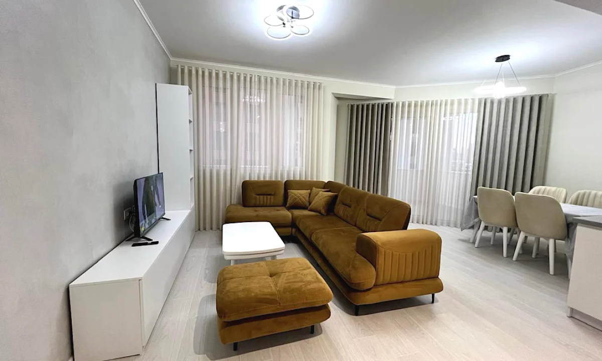 Shtepi me qera Apartament ne Tirane, 2+1, Mobilimi E mobiluar, Pagesa 75,000  Leke.