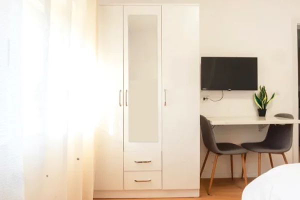 Shtepi me qera Apartament ne Tirane, Garsoniere, Mobilimi E mobiluar, Pagesa 500  Euro.
