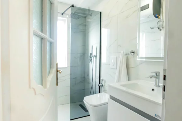 Shtepi me qera Apartament ne Tirane, Garsoniere, Mobilimi E mobiluar, Pagesa 500  Euro.