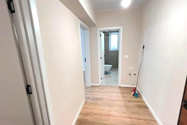 Shtepi me qera Apartament ne Tirane, 1+1, Mobilimi E mobiluar, Pagesa 60,000  Leke.
