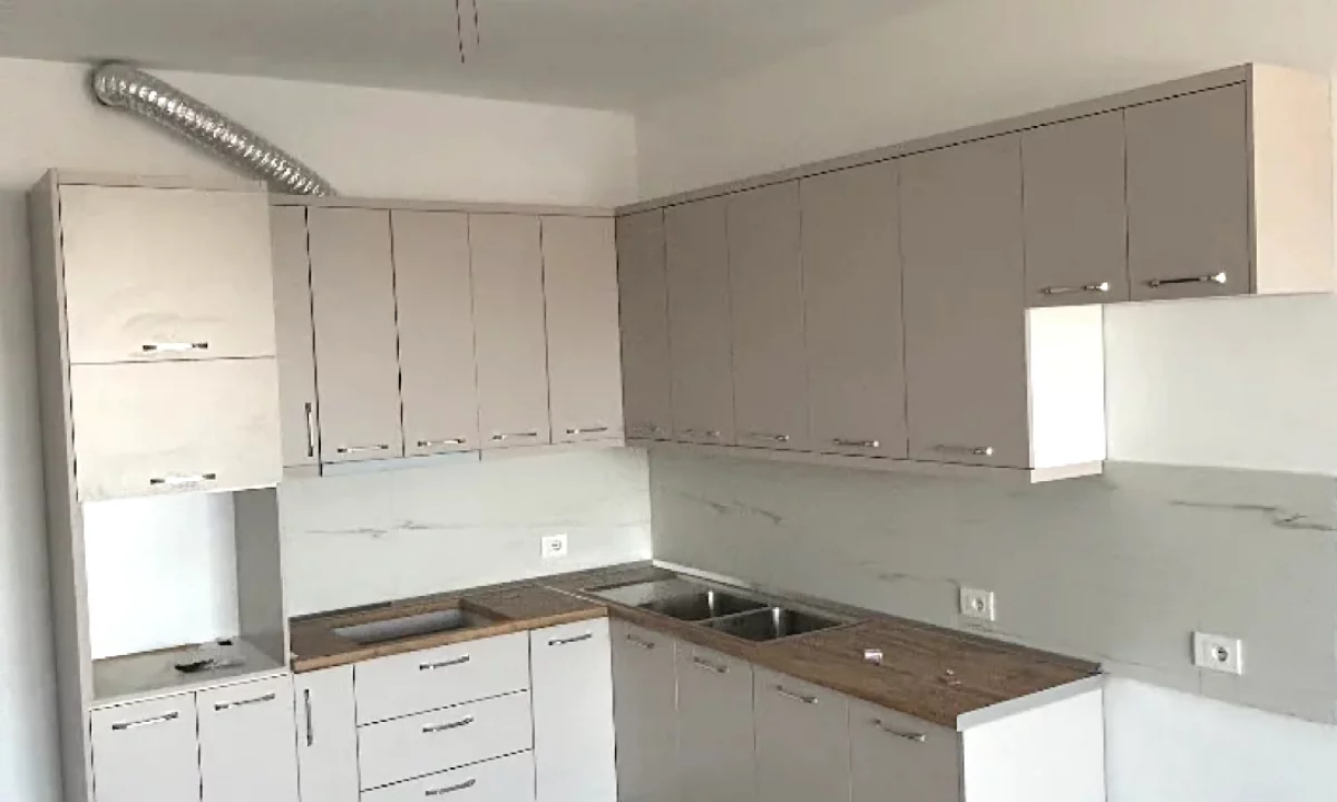 Shtepi me qera Apartament ne Tirane, 2+1, Mobilimi E mobiluar, Pagesa 50,000  Leke.