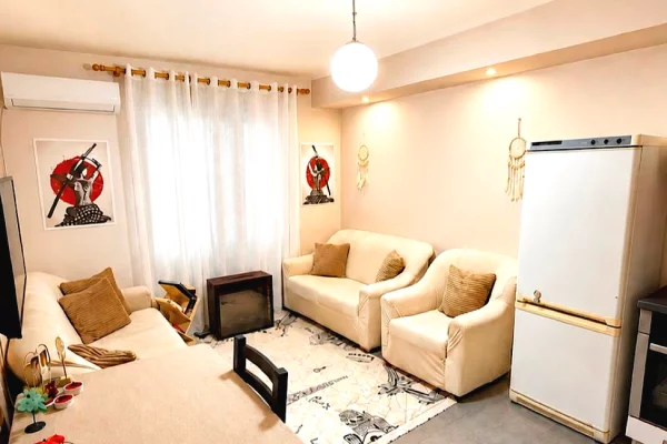 House for Rent Apartment in Tirana, 1+1, Furniture Furnished, Payment 45,000  Leke.