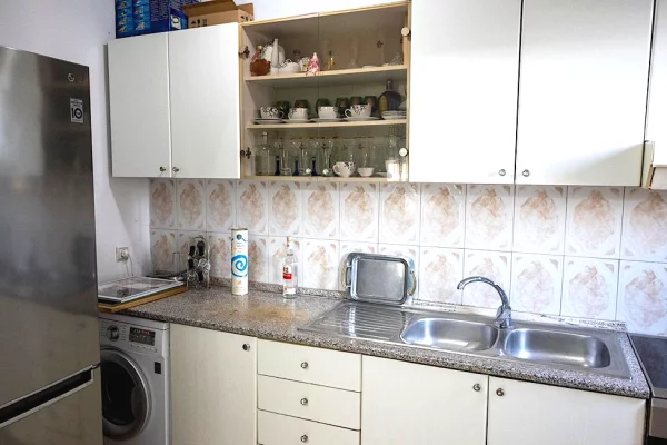House for Rent Apartment in Tirana, 3+1, Furniture Furnished, Payment 65,000  Leke.
